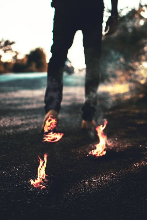 Arte Alien, Fire Photography, Fire Element, Leo Valdez, Magic Aesthetic, Camp Half Blood, Ghost Rider, God Jesus, Body Heat