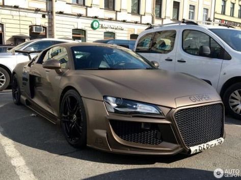 Bronze Car Paint, Bronze Car Wrap, Matte Car Wrap Colors, Audi R8 Matte, Audi Wrap, Overland Suv, Allroad Audi, Matte Cars, Audi R8 V10 Plus