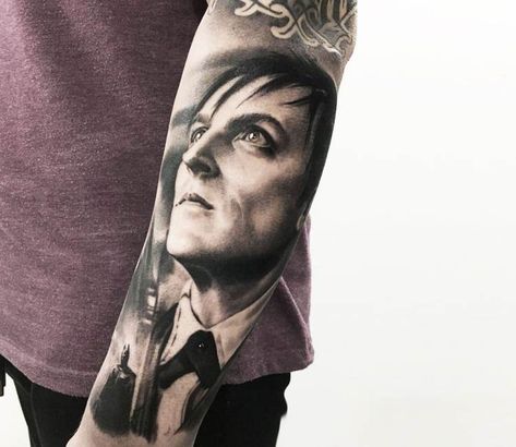 Oswald Cobblepot tattoo by Andrey Vinokurov Gotham Tattoo Ideas, Gotham Tattoo, From Tv Series, Oswald Cobblepot, Marvel Cartoons, City Tattoo, Realistic Tattoo, World Tattoo, Body Modification