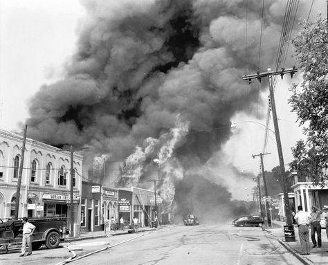 The Great Canton Fire 151 Main Canton, GA Canton Georgia, Canton Ga, Georgia History, Boise Idaho, Old Images, North Georgia, Local History, Great Memories, Fire Department