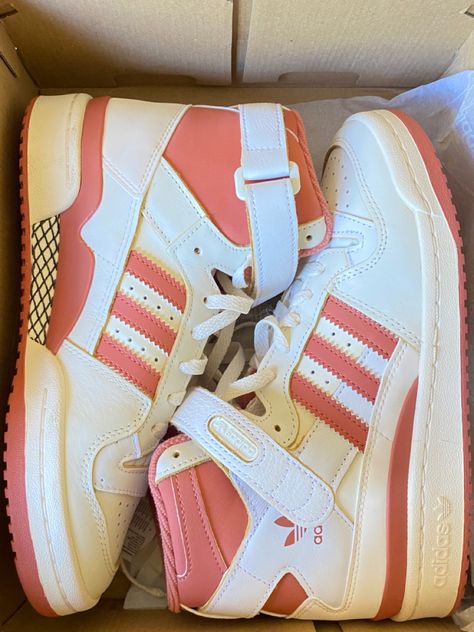 Adidas Forum High Pink, Adidas Forum High Outfit, Adidas Forum High, Adidas Shoes High Tops, Adidas Forum Shoes, Adidas Rose, High Top Adidas, Adidas Forum, Adidas Shoes Women