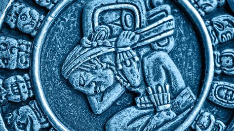 #1 The Mayas liked a particular shade of blue Maya People, Maya Blue, Mayan Civilization, Mayan History, Mayan People, Writing Systems, Blue Book, Dog Eyes, No Game No Life