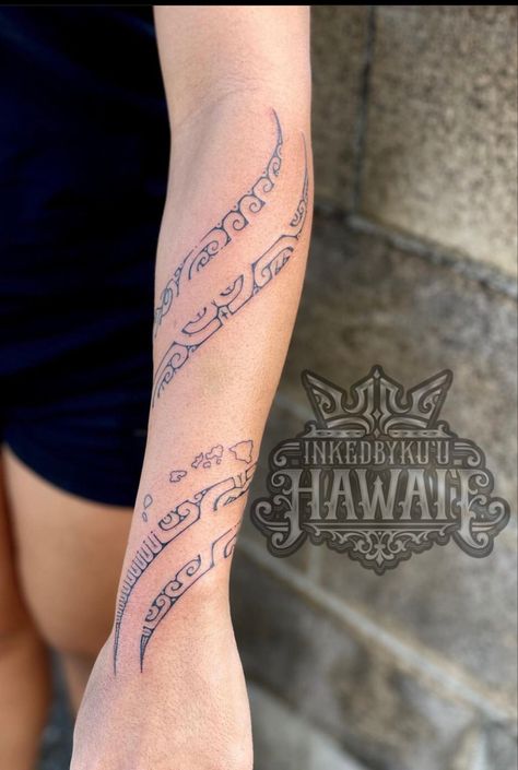 Poly Tattoos For Women Arm, Women Polynesian Tattoo Arm, Arm Tattoo Polynesian, Polynesian Forearm Tattoo Women, Feminine Polynesian Tattoo, Polynesian Tattoos Women Thigh, Polynesian Tattoos Women Forearm, Polynesian Tattoo Designs For Women, Samoan Tattoo Women