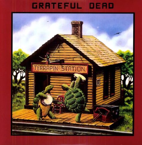 One of the lesser-known but still beloved Grateful Dead logos, is the terrapin turtles. First pictured in the cover art The post The History and Meaning of the Grateful Dead Terrapin Turtles appeared first on Extra Chill. Alton Kelley, Grateful Dead Logo, Stanley Mouse, Terrapin Station, The Grateful Dead, Terrapin, Dancing Bears, Artwork Images, Album Cover Art