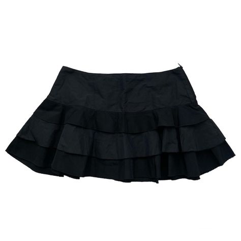 Rinascimento low waisted mini ruffled skirt Size S... - Depop Low Waist Skirt, Skirt With Bow, Ruffled Skirt, Low Waisted, Ruffle Skirt, Dark Gray, Mini Skirt, In Italy, Mini Skirts