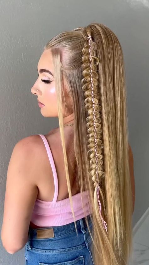 Barbie Hairstyle, Makeup Gallery, Barbie Inspired, Full Makeup, Nail Time, Barbie Barbie, Barbie Hair, Barbie Party, Pink Yarn