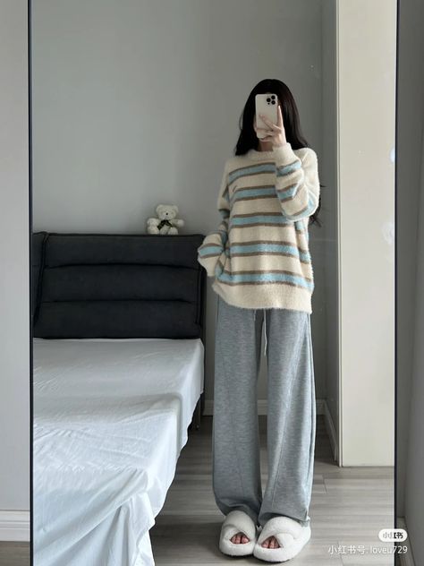 Cute Home Outfits, Cute Night Outfits, Casual Home Outfits, Pajama Fashion, Cute Sleepwear, Pajama Outfits, Cocktail Outfit, Korean Casual Outfits, Casual Day Outfits