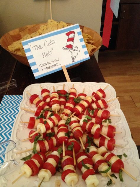 The Cats Hats - Dr. Seuss themed food Cat In The Hat Themed Snacks, Dr Seuss Inspired Food, Cat In The Hat Party Food, Dr Suess Party Food Ideas, Dr Seuss Themed Food, Cat In The Hat Birthday Party, Cat In The Hat Food, Dr Seuss Food Ideas, Third Birthday Theme Boy