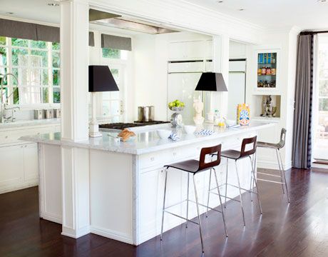 This island would be perfect if we choose to remove the wall between the kitchen and living room---the pillars and beam would probably solve the support wall problem Kitchen Island With Columns Posts, Kitchen Island With Post, Kitchen Island With Columns, Kitchen Columns, Kitchen Island Bench, Kitchen Post, Kitchen Redo, Diy Interior, Trendy Kitchen