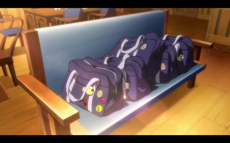 Gif Background, Kyoto Animation, K On, Backpack Decoration, Japanese School, Club Room, Art Prompts, Light Music, Naruto And Sasuke