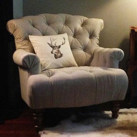 Buttoned Linen Deep Armchair!!! Deep Armchair, French Bedroom Company, Cozy Reading Chair, Big Comfy Chair, Vintage Bedroom Furniture, Armchair Bedroom, Luxury Arm Chair, Comfy Armchair, Chair Pictures