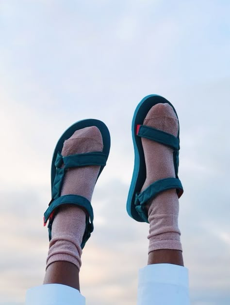 Socks And Tevas, Teva Sandals With Socks, Teva Outfit, Sandals With Socks, Fall Evening, Teva Sandals, Fitness Style, Summer Hiking Outfit, Sock Outfits