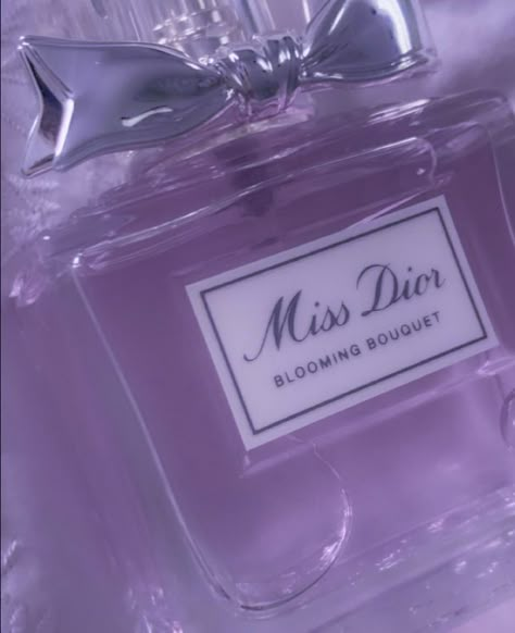 Rarity Aesthetic, Miss Dior Perfume, Light Purple Wallpaper, Miss Dior Blooming Bouquet, Antique Perfume Bottle, Purple Vibe, Lavender Aesthetic, Dior Perfume, Dark Purple Aesthetic