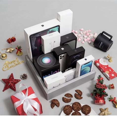 Android Flip Phone, Box Of Happiness, Apple Electronics, Iphone Gifts, Free Iphone Giveaway, Get Free Iphone, Apple Gifts, Christmas Giveaways, Unique Phone Case