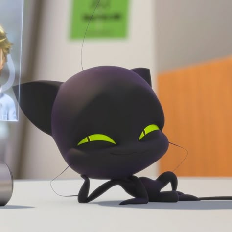 Tikki And Plagg, Miraculous Ladybug Cat Noir, Miraculous Ladybug Fanfiction, Ladybug Funny, Super Cat, Ladybug Movie, Miraculous Ladybug Movie, Miraculous Ladybug Funny, Miraculous Ladybug And Chat Noir