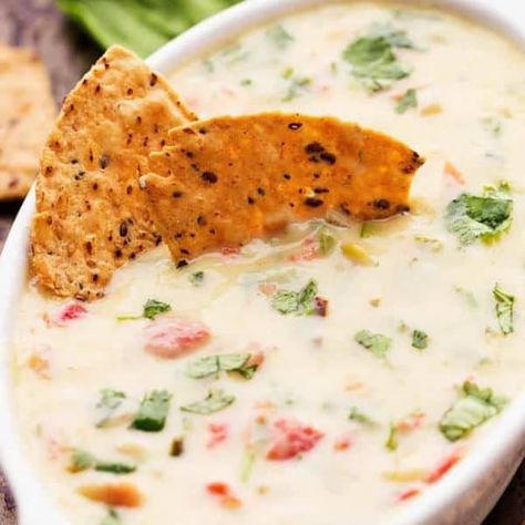 Super Tasty Game Day Dips | The Recipe Critic Spinach Queso Dip, Spinach Queso, Healthy Mexican Recipes, Queso Recipe, The Recipe Critic, Recipe Critic, Healthy Mexican, Queso Dip, Football Food