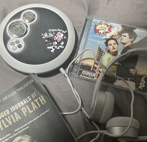 Portable Cd Player Aesthetic, Lana Del Rey Cd, Two Faced Makeup, Custom Cd, Cd Aesthetic, Retro Things, Physical Media, Portable Cd Player, Retro Gadgets