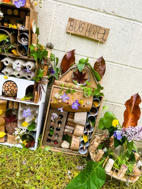 Fun and Easy DIY Bug Hotel for Kids - Mason Jar of Memories Bug Art For Preschoolers, Bug Hotel Diy Kids, Bugs Hotel, Diy Bug Hotel, Jar Of Memories, Build A Bug, Insects Kindergarten, Forest Play, Bugs Preschool