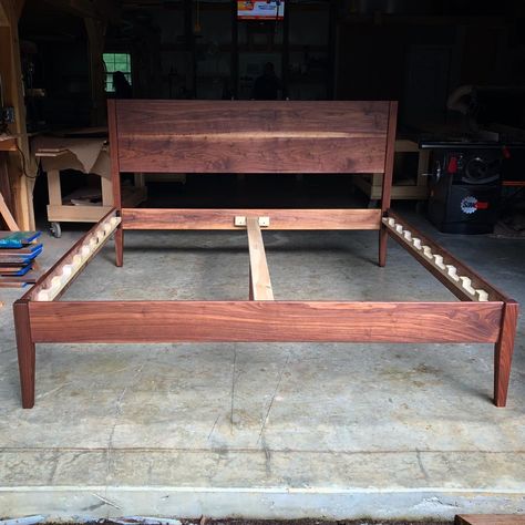 King size Goldilocks bed in walnut with a little sapwood (and a little curly) in the headboard. Handcrafted Beds, Hardwood Bed, Bed Hardware, Cama King, Wood Sample, Simple Bed, Mattress Support, Bed Frames, Linseed Oil