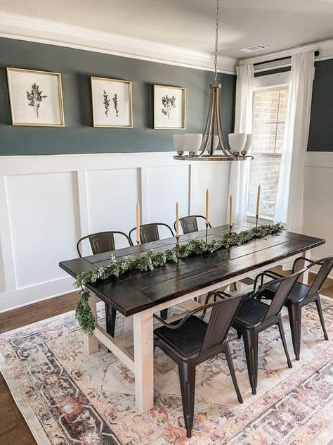 Dining Room Accent Wall, Farmhouse Dining Rooms Decor, Modern Farmhouse Dining Room, Dining Room Accents, Dining Room Wallpaper, Board And Batten Wall, Modern Farmhouse Dining, Dining Room Remodel, Dinning Room Design