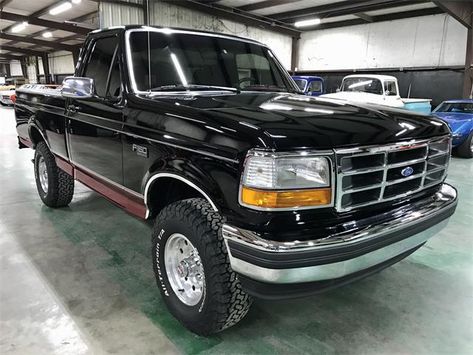 1994 Ford F150, Sherman Texas, Texas Edition, Fords 150, Ford F150 Xlt, Classic Ford Trucks, Four Wheel Drive, Red Interiors, Car Dealership