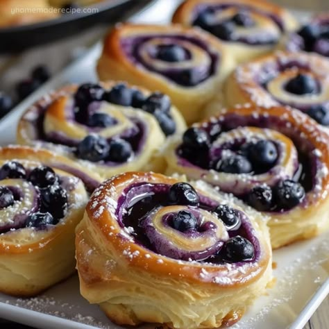 Blueberry Cheesecake Swirl Rolls Recipe - My Home Made Recipe Blueberry Cheesecake Swirl Rolls, Blueberry Cheesecake Rolls, Blueberry Rolls, Cheesecake Rolls, Easy Garlic Bread, Ritz Bits, Breakfast Cakes, Blueberry Desserts Recipes, Winter Dessert