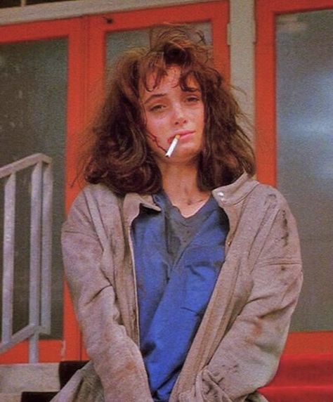 Veronica Sawyer Heathers, Winona Ryder Heathers, Jd And Veronica, Heathers Movie, Quotes Icons, Veronica Sawyer, Christian Slater, 80s Horror, 80s Aesthetic