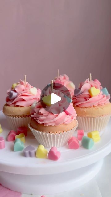 𝗡𝗜𝗞𝗞𝗜 𝗪𝗜𝗖𝗞𝗭 | 𝗖𝗔𝗡𝗗𝗟𝗘𝗦 & 𝗪𝗔𝗫 𝗠𝗘𝗟𝗧𝗦 on Instagram Valentines Day Candy, Cupcake Candle, Candles Wax, January 7, Candle Wax Melts, Candle Wax, Wax Melts, Cupcake, Valentines Day