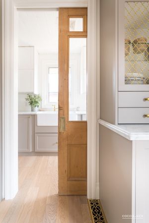 Half Glass Pocket Door, Glass Pocket Door, Peninsula Kitchen, Craftsman Home Interiors, Glass Pocket Doors, Lovely Kitchen, Laundry Room Renovation, Butlers Pantry, Laundry Closet