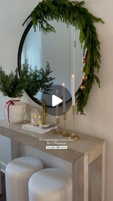 Christmas Small Entryway Decor, Christmas Console Table Decor Ideas, Christmas Hallway Table, Entry Way Table Decor Christmas, Christmas Decor Ideas Entry Table, Christmas Decor For Console Table, Christmas Entry Table Decor Ideas, Entry Table Decor Christmas, Console Table Decorating Christmas