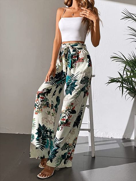 Pallazo Pants Outfit, Printed Palazzo Pants Outfit, Palazzo Pants Outfit Casual, Printed Trousers Outfit, Palazzo Outfit, Plazo Pants, Palazzo Pants Outfit, Dress Designs For Stitching, Loose Pants Outfit