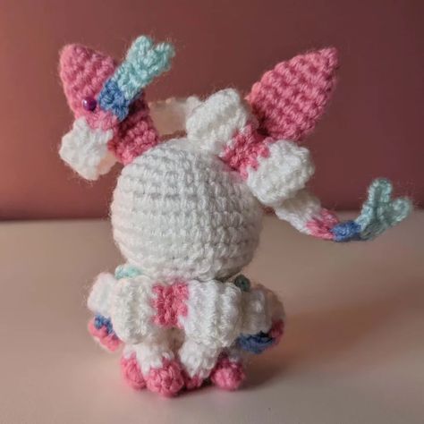 Sylveon Crochet Pattern - TinyClove Eevee Pokemon Crochet Pattern, Crochet Sylveon Pattern Free, Sylveon Crochet Pattern, Crochet Sylveon, Pokemon Crochet Patterns Free, Pokemon Crochet, Pokemon Crochet Pattern, Learn How To Crochet, Pokemon Games