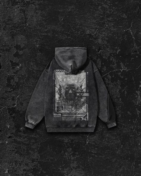 ✦ Neomech ✦ Poster design by: @chromas.lab Like the shirt mockup in this project? Head to my bio and grab yours now! Send us a DM for special offers on digital copies for printing 📥 . . . #poster#graphicdesign#posterdesign#y2k#edgy#dark#hoodie#streetwear#photoshop#illustrator#poster#futuristic#red#mech Illustrator Poster, Dark Hoodie, Hoodie Streetwear, Shirt Mockup, Photoshop Illustrator, Special Offer, Graphic Designer, Mockup, Poster Design