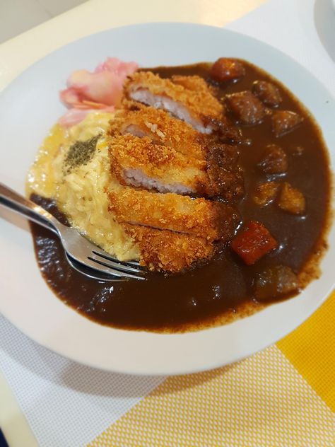 Coco Ichibanya, Katsu Curry, Delicacy Food, Food Drink Photography, Lunch Recipes Healthy, Food Goals, Chicken Curry, Japan Food, Cafe Food