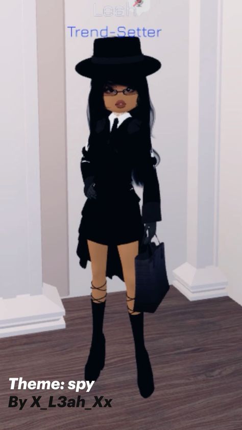 Dress to impress idea 🎀 Secret Agent Outfit Dress To Impress, Dress To Impress Detective, Secret Agent Outfit, Dress To Impress Street Wear, Secret Agent Dress To Impress, Spy Dress To Impress, Detective Fashion, Agent Outfit, Spy Dress