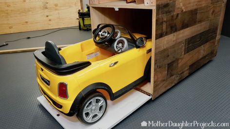 How to build a mini garage to store a ride-on toy. #kiddiecar #rideon #storage #garage Riding Toy Storage, Power Wheels Garage, Power Wheels Storage Garage, Power Wheels Storage Outdoor, Ride On Toy Storage, Power Wheels Storage, Kids Car Garage, Urus Interior, Garage Storage Units