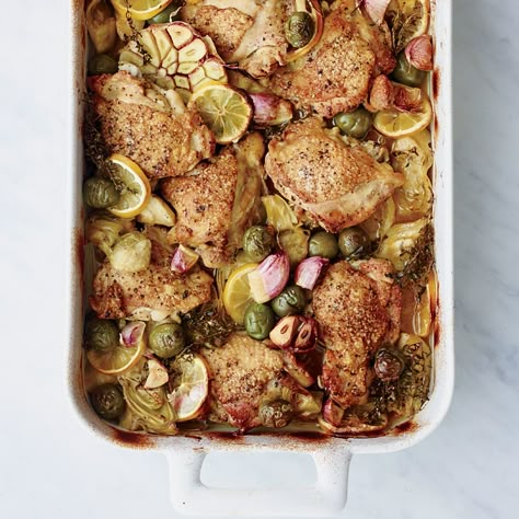 This supersimple but totally spectacular chicken is as good for a weeknight dinner as for a dinner party. Get the recipe at Food & Wine. Chicken Fennel, Marinated Artichokes, Braised Chicken Thighs, Roasted Chicken Thighs, Tray Bake, Artichoke Recipes, Autoimmune Paleo, Aip Paleo, Braised Chicken