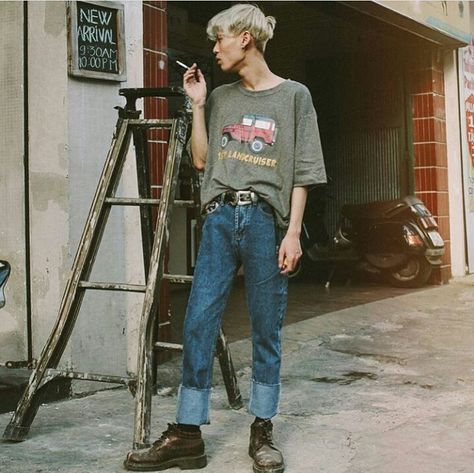 90s Fashion Boys, 90s Fashion Guys, 90s Grunge Outfits, 90s Fashion Party, Haircuts 2020, Fashion Guys, Vintage Outfits Men, 90s Outfits, Vintage Outfits 90s