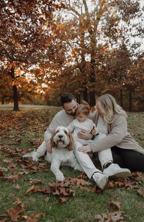 Family Photo Dog, Fall Dog Family Pictures, Family Photos With A Dog, Fall Family Pictures With Dog, Family Photos With Dogs And Baby, Fall Family Photos With Dogs, Family With Dog, Family Pictures With Dogs And Kids, Family Photoshoot With Dog