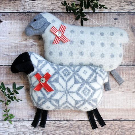 Wool-Animals Tilda Sheep Pattern, Stuffed Sheep, Sheep Crafts, Fabric Origami, Soft Toy Patterns, Handmade Stuffed Animals, Wool Animals, Lavender Bags, Crochet Christmas Ornaments