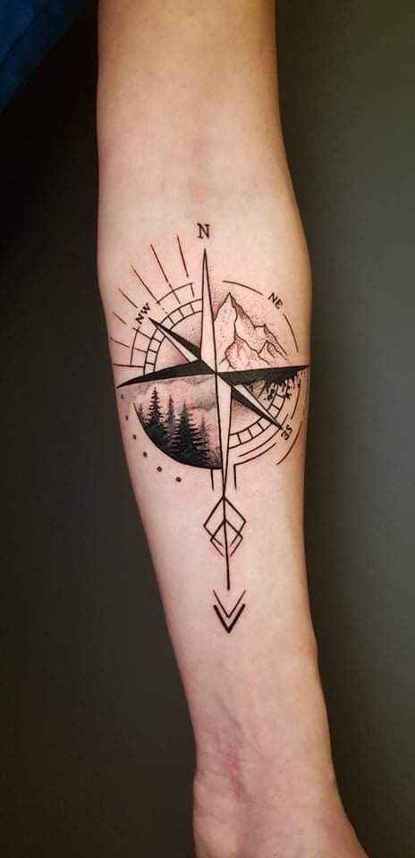 Clock And Mountain Tattoo, Adventure Tattoos For Men, Tree Compass Tattoo Ideas, Compass Tree Tattoo Design, Compass Mountains Tattoo, Finding Your Way Tattoo, Nautical Geometric Tattoo, Mountains Compass Tattoo, Hiking Tattoos For Women Sleeve