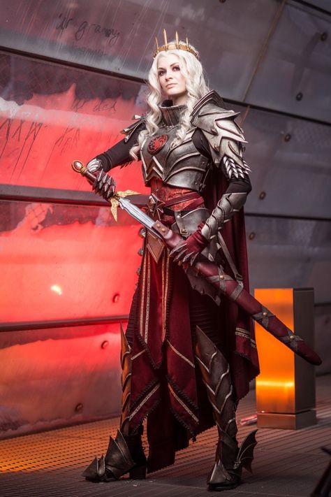 House Bloodstone, is the house no one wants to mess with mainly becau… #fanfiction #Fanfiction #amreading #books #wattpad Targaryen Cosplay, Visenya Targaryen, Aegon Targaryen, Daemon Targaryen, Targaryen Art, Asoiaf Art, Female Armor, Targaryen Aesthetic, Gra O Tron