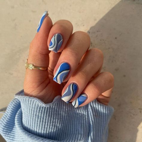 I have a thing about blues 💙 natural nails with BIAB and about 10 different blues all from @the_gelbottle_inc Nail Design Glitter, Sunflower Nails, Finger Nail Art, Blue Nail Designs, Cute Gel Nails, Dope Nails, Short Acrylic Nails, Best Acrylic Nails, Gorgeous Nails