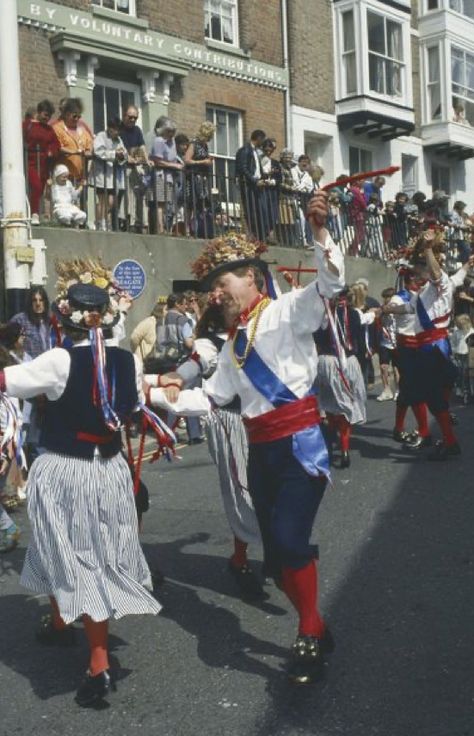 May Morris, Men Day, Morris Dancers, Morris Dancing, Culture Day, May Day, Green Photo, Photo Puzzle, Unique Image