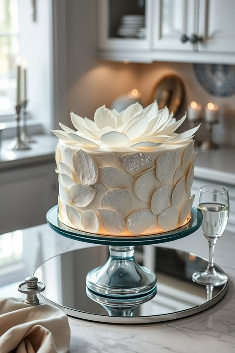 Are you in the mood for cakes that are simple, elegant, and oh-so-stylish? Explore these 27 minimalist cake ideas that blend subtle beauty with creativity. Ideal for birthdays, weddings, or just because, these designs use fresh ingredients and smart touches like silver dust for a chic finish. Get inspired by clean lines and a unique take on traditional cakes! Whether you're hosting a gathering or looking for a showstopper, find your perfect cake design here and impress your guests! Unique Simple Cake Designs, Simple Elegant Cake Designs, Chic Cake Design, Minimalist Cake Ideas, Wedding Cake Ideas Rustic, Chic Birthday Cake, Minimalist Cake Designs, Simple Elegant Cake, Minimalist Cake Design