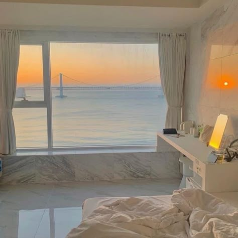 Credit to rightful owner Aesthetic Room With Window, Multipurpose Home Office, Tattoo Modern, Computer Writing, Modern Decor Ideas, Apartment View, Coastal Room, Modern Luxury Bedroom, Sophisticated Decor