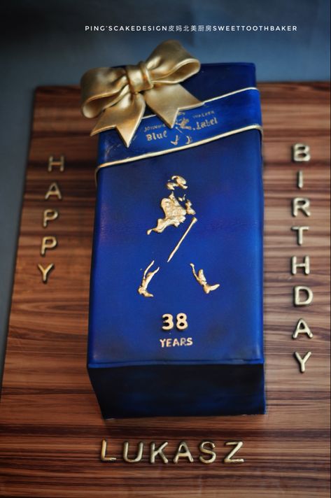 Cake For Male Birthdays, Cake For Adults Men, Blue Label Cake Ideas, Blue Label Cake, Johnny Walker Cake, Royal Blue Cakes For Men, Cakes For Husband Birthday, Adult Cakes For Men, Birthday Cake 40th Man