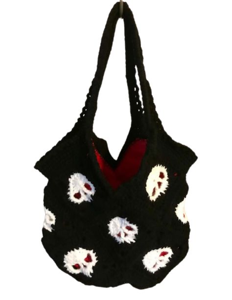 Gothic Crochet Knitting & Tools, Grunge Crochet Bag, Bat Crochet Bag, Crochet Skull Purse Patterns, Emo Crochet Bag, Diy Patches, Fashion Pieces, Crochet Purses, Diy Bag