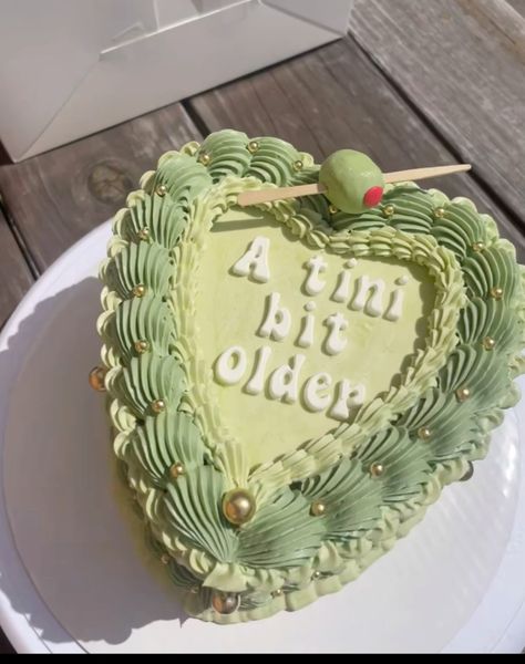 A tini bit older 🫒🍸 36th Birthday Cake, Martini Birthday Cake, Aesthetic Bday Cake, Tini Birthday, Cute Birthday Cake Ideas, Birthday Aesthetic Cake, Dream Birthday Cake, Cute Birthday Cake, Martini Party