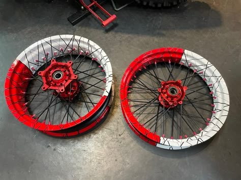 The motorcycle company owner built these Super motorcycle wheels w/ Newson Sportec stainless spokes and aluminum nipples. #stainlessspokes #handmadewheels #customwheel #wheelbuilding #wheelbuilder #aluminum nipples #supermoto #supermotowheels Iban Tattoo, Supermoto Wheels, Moto Scrambler, Garage Furniture, Cool Dirt Bikes, Motorcross Bike, Motorcycle Wheels, Sports Bikes Motorcycles, Custom Wheels